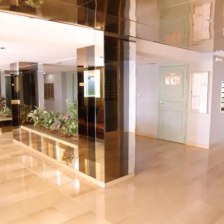 Apartamento Joli Climatisé Avec Terrasse à - Fr-1-196-376 *